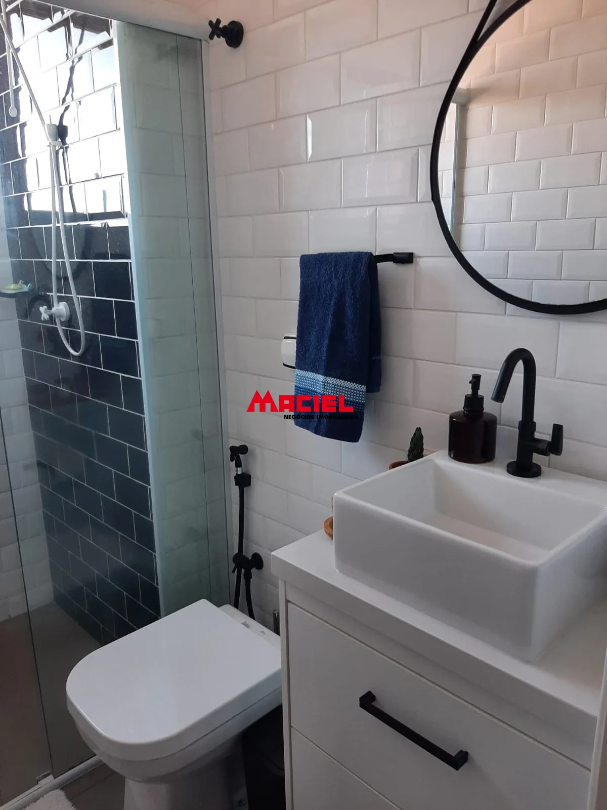 Comprar Apartamento / Padr&atilde;o em S&atilde;o Jos&eacute; dos Campos R$ 380.000,00 - Foto 9