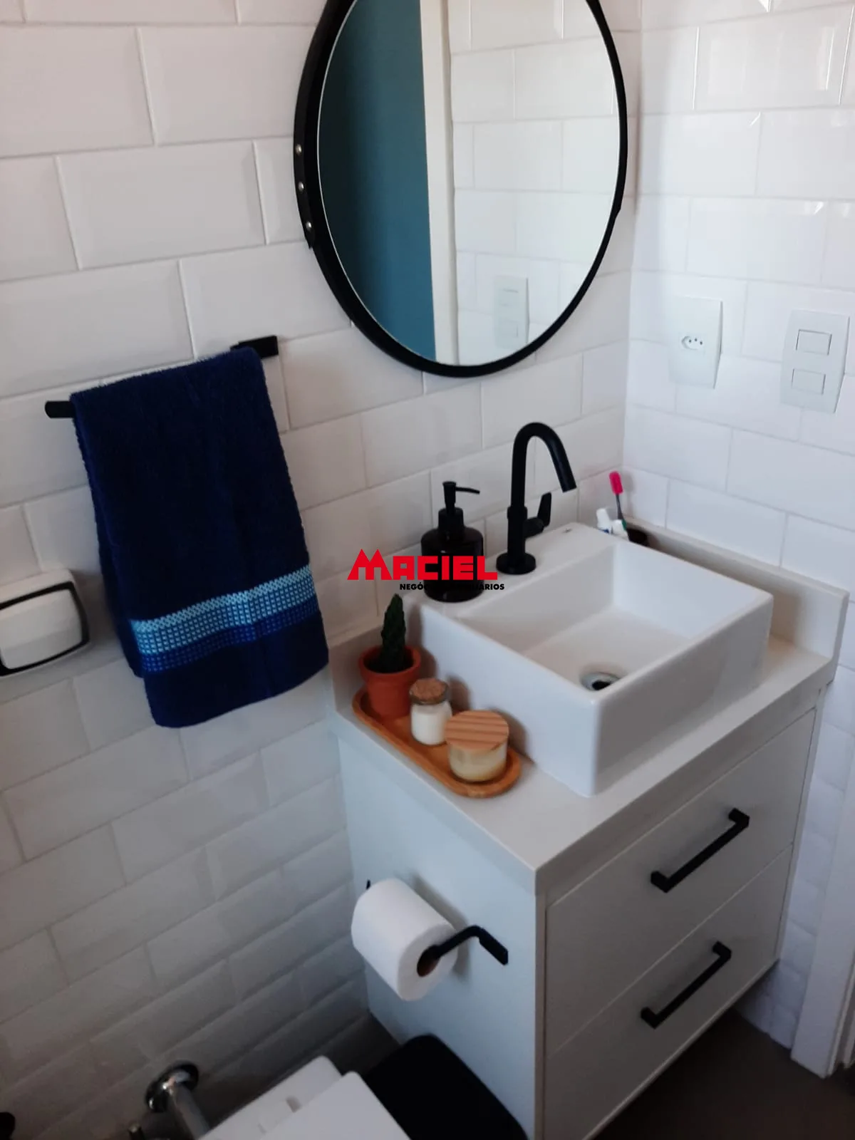 Comprar Apartamento / Padr&atilde;o em S&atilde;o Jos&eacute; dos Campos R$ 380.000,00 - Foto 12