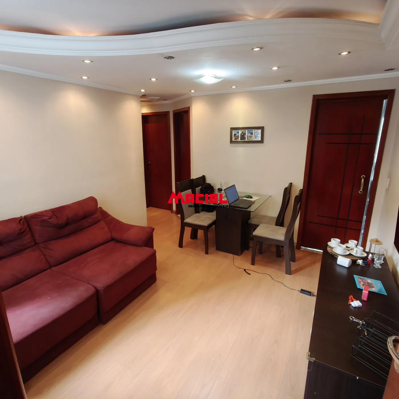Comprar Apartamento / Padr&atilde;o em S&atilde;o Jos&eacute; dos Campos R$ 330.000,00 - Foto 2