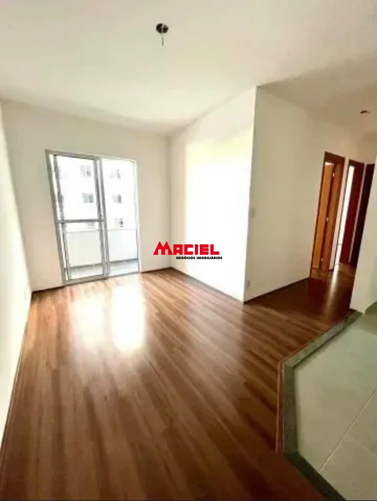 Comprar Apartamento / Padr&atilde;o em S&atilde;o Jos&eacute; dos Campos R$ 365.000,00 - Foto 2