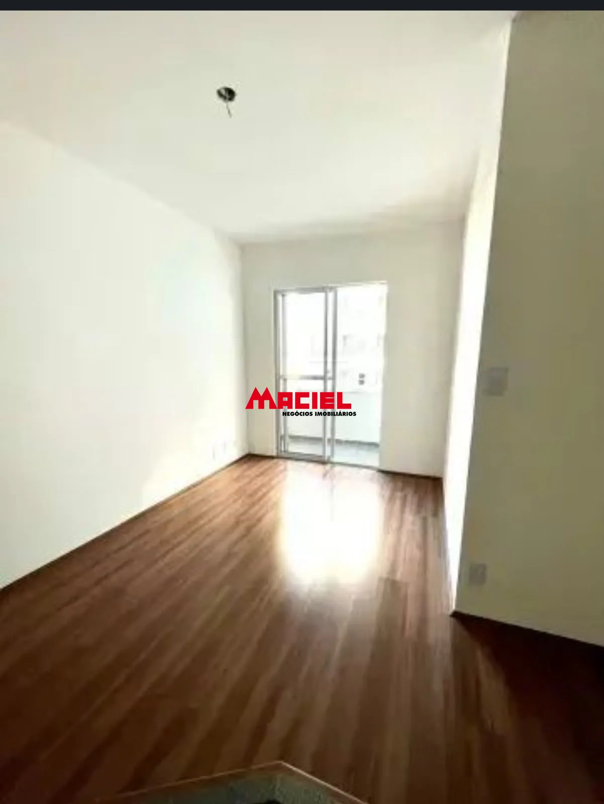 Comprar Apartamento / Padr&atilde;o em S&atilde;o Jos&eacute; dos Campos R$ 365.000,00 - Foto 3