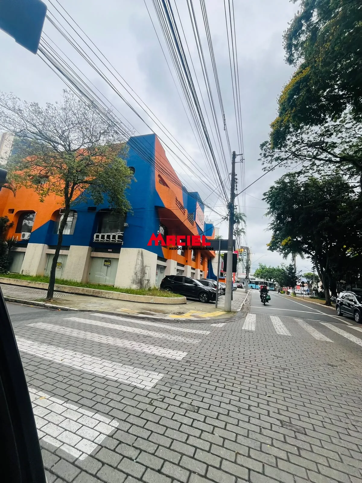 Alugar Comercial / Pr&eacute;dio em S&atilde;o Jos&eacute; dos Campos R$ 50.000,00 - Foto 4