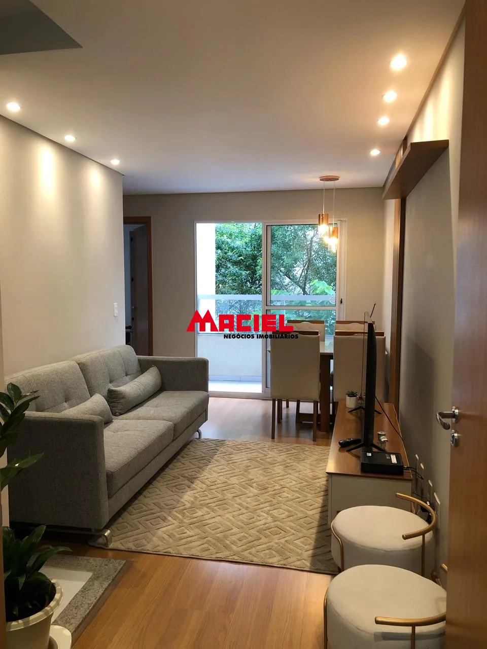 Comprar Apartamento / Padr&atilde;o em S&atilde;o Jos&eacute; dos Campos R$ 375.000,00 - Foto 2
