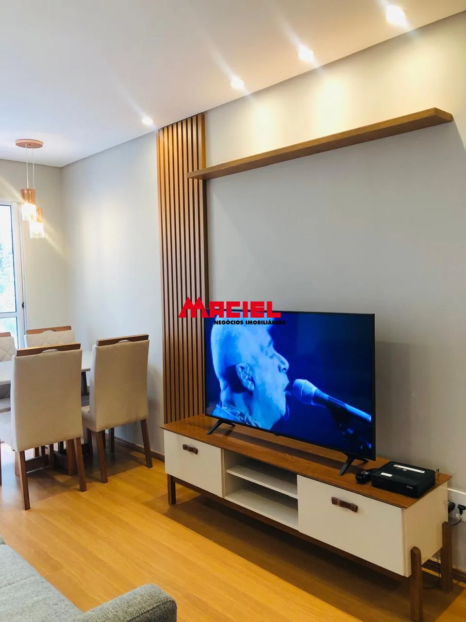 Comprar Apartamento / Padr&atilde;o em S&atilde;o Jos&eacute; dos Campos R$ 375.000,00 - Foto 3
