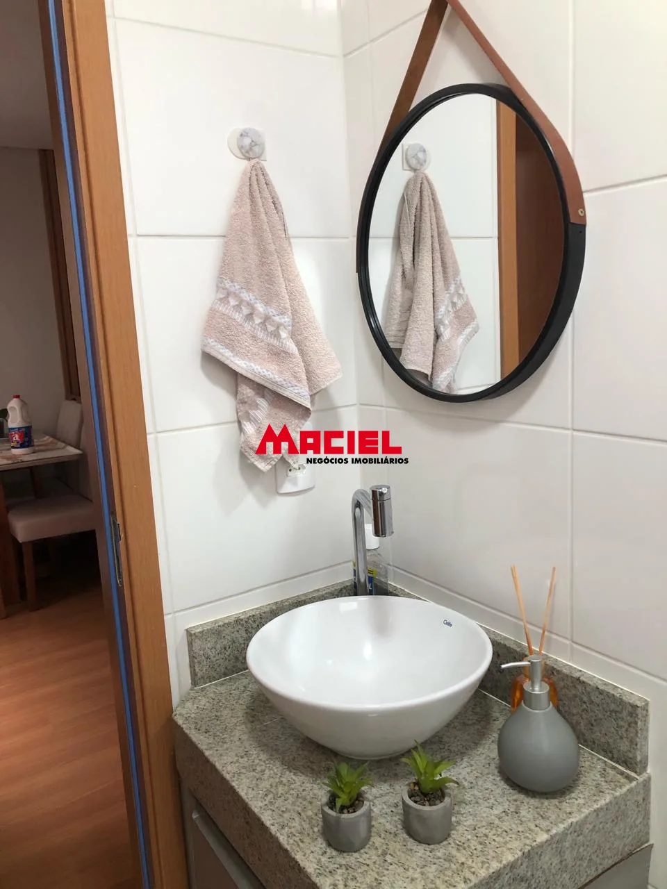Comprar Apartamento / Padr&atilde;o em S&atilde;o Jos&eacute; dos Campos R$ 375.000,00 - Foto 12