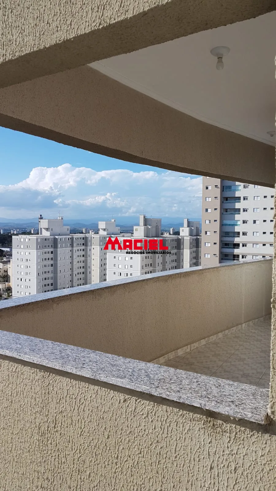 Alugar Apartamento / Padr&atilde;o em S&atilde;o Jos&eacute; dos Campos R$ 2.650,00 - Foto 1