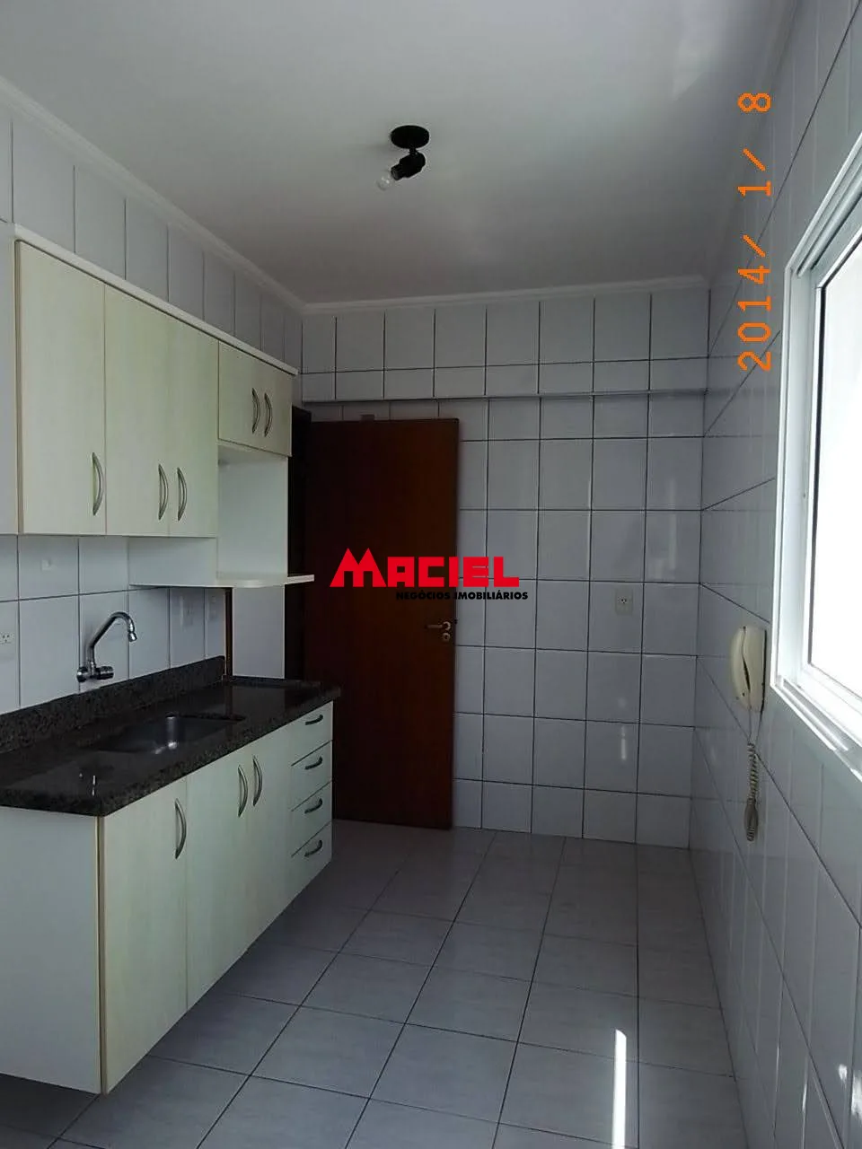 Alugar Apartamento / Padr&atilde;o em S&atilde;o Jos&eacute; dos Campos R$ 3.000,00 - Foto 5