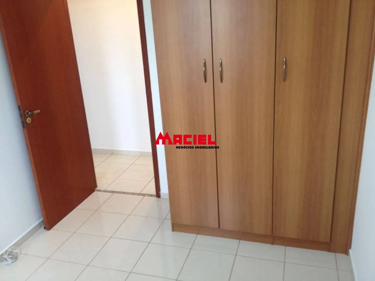 Alugar Apartamento / Padr&atilde;o em S&atilde;o Jos&eacute; dos Campos R$ 3.000,00 - Foto 10