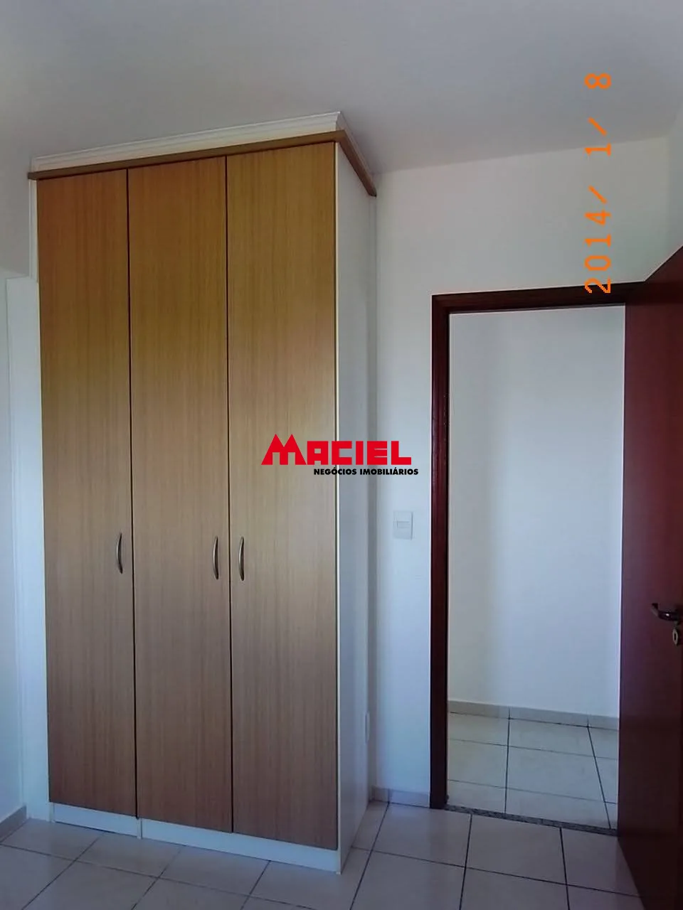 Alugar Apartamento / Padr&atilde;o em S&atilde;o Jos&eacute; dos Campos R$ 3.000,00 - Foto 9