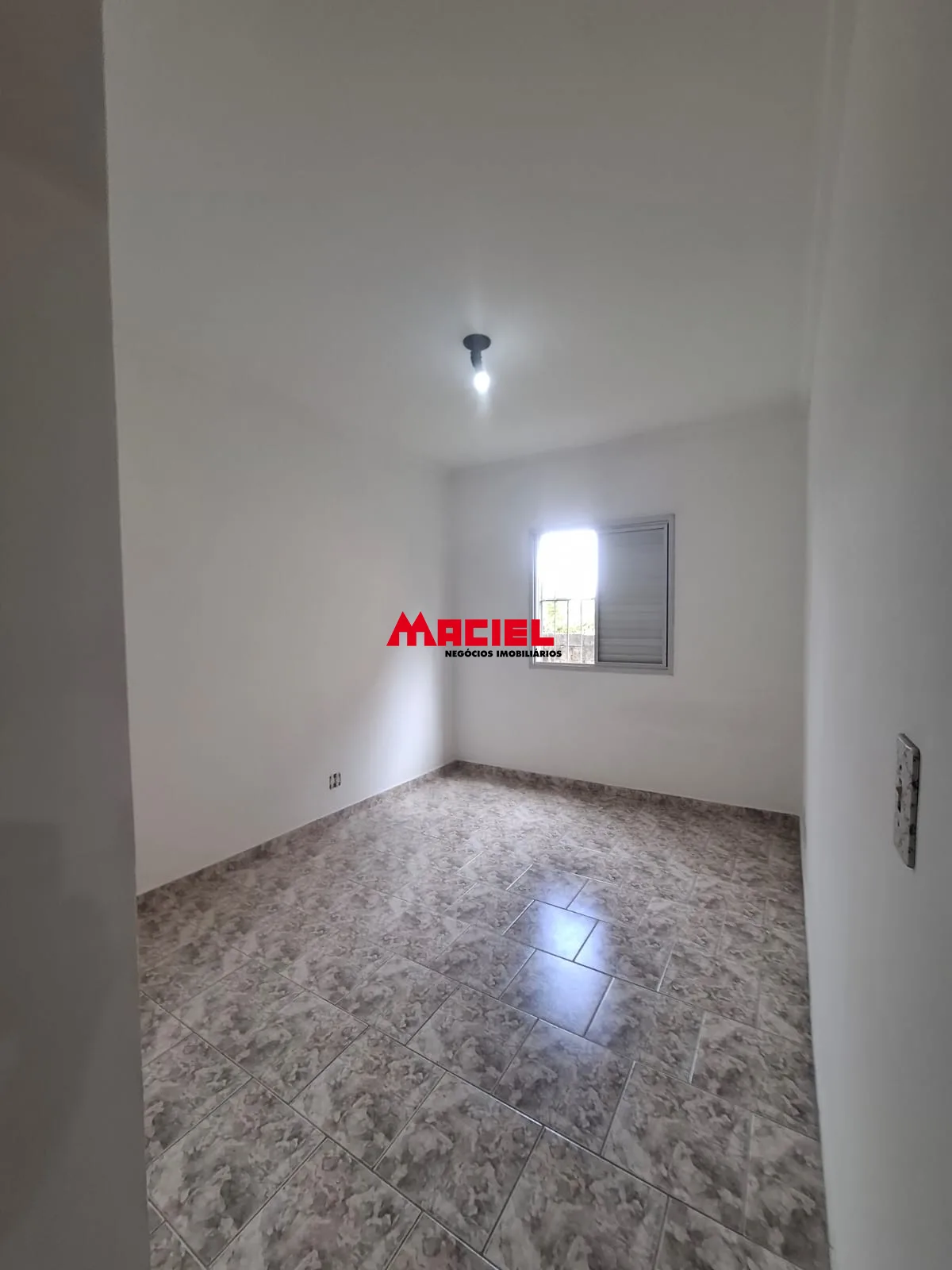 Alugar Apartamento / Padr&atilde;o em S&atilde;o Jos&eacute; dos Campos R$ 1.600,00 - Foto 15