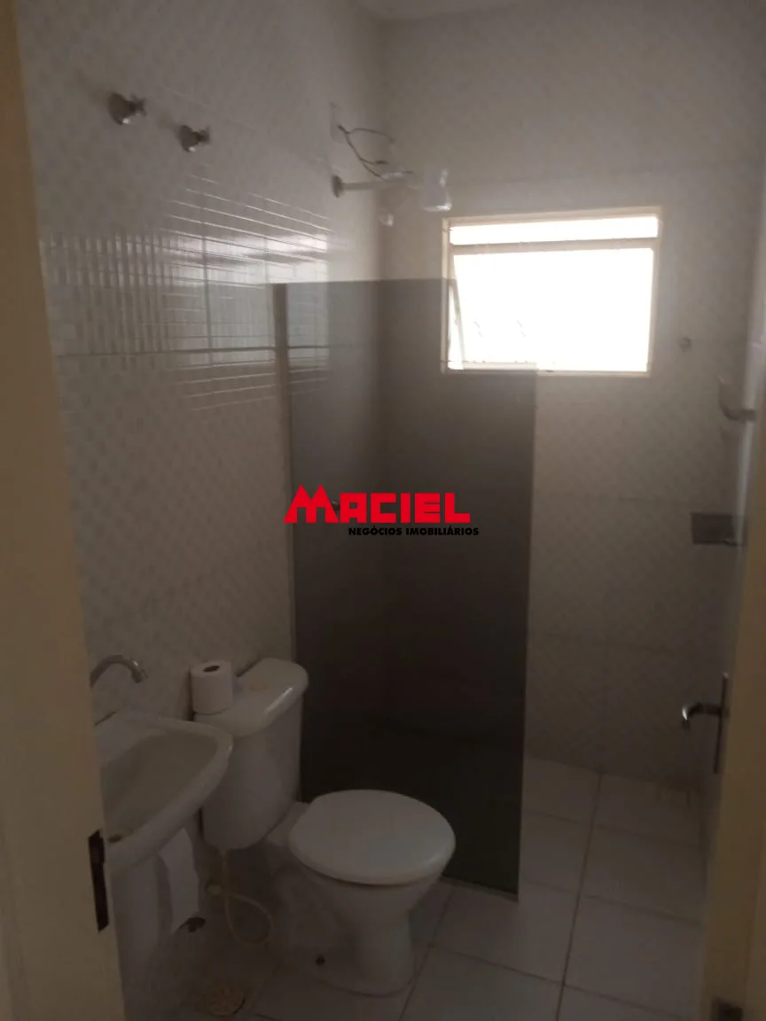 Alugar Casa / Padr&atilde;o em S&atilde;o Jos&eacute; dos Campos R$ 2.250,00 - Foto 8