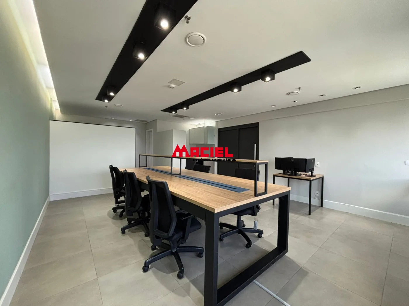 Alugar Comercial / Sala em Edif&iacute;cio/Condom&iacute;nio em S&atilde;o Jos&eacute; dos Campos R$ 6.700,00 - Foto 4