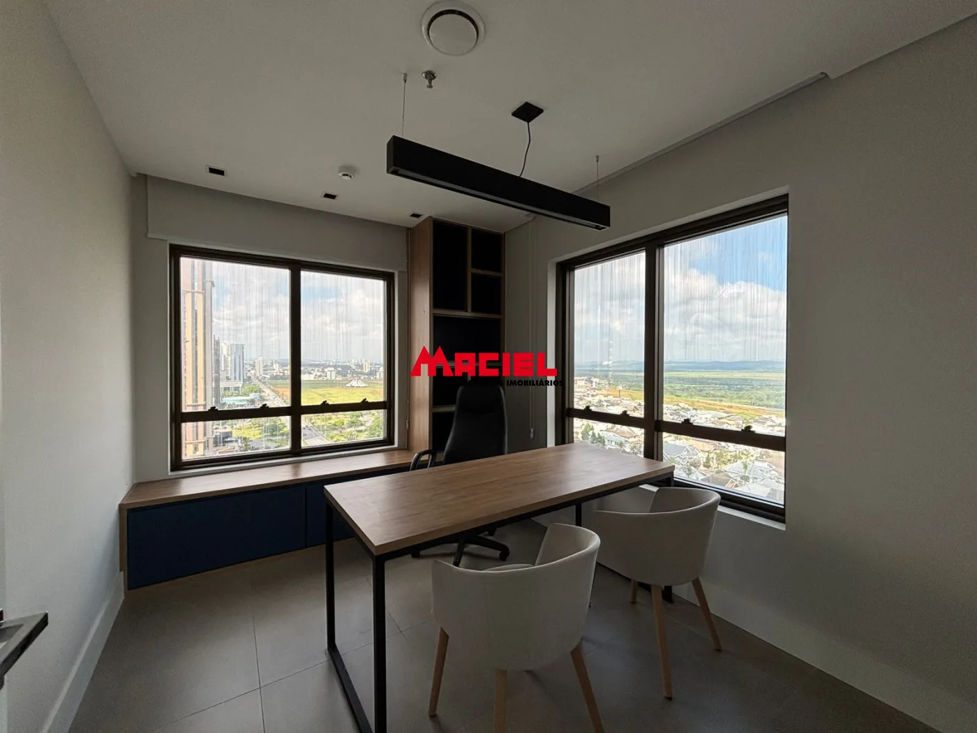 Alugar Comercial / Sala em Edif&iacute;cio/Condom&iacute;nio em S&atilde;o Jos&eacute; dos Campos R$ 7.600,00 - Foto 3