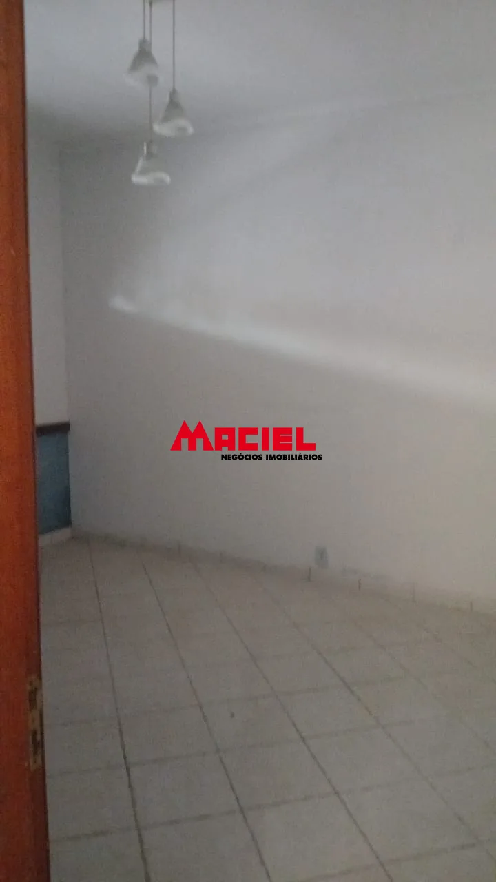 Comprar Casa / Padr&atilde;o em S&atilde;o Jos&eacute; dos Campos R$ 1.300.000,00 - Foto 3