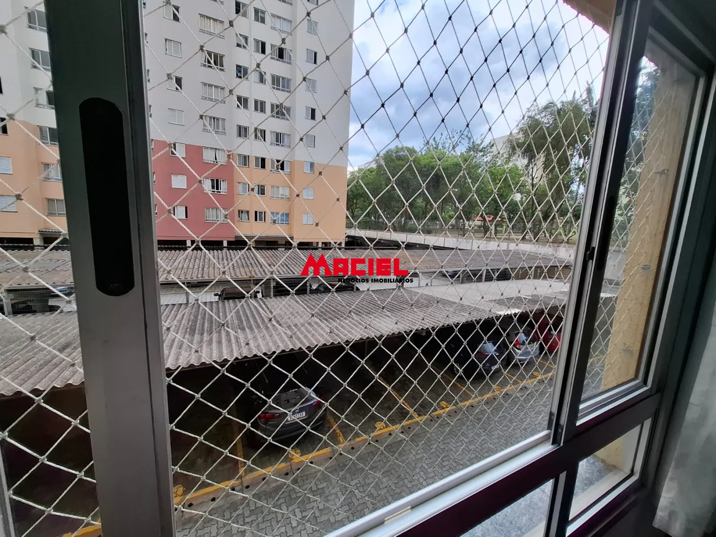 Alugar Apartamento / Padr&atilde;o em S&atilde;o Jos&eacute; dos Campos R$ 2.300,00 - Foto 13