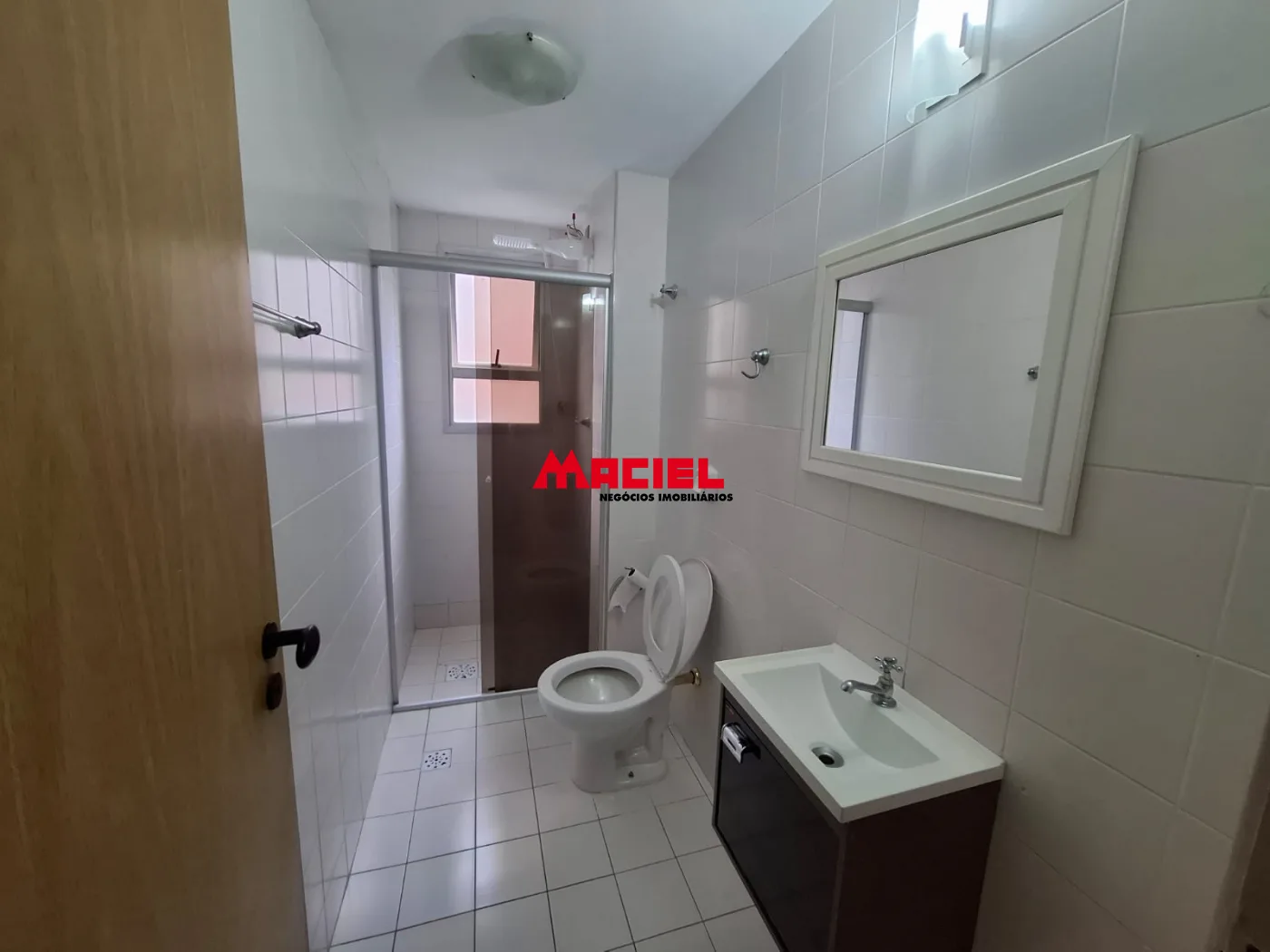 Alugar Apartamento / Padr&atilde;o em S&atilde;o Jos&eacute; dos Campos R$ 2.300,00 - Foto 14