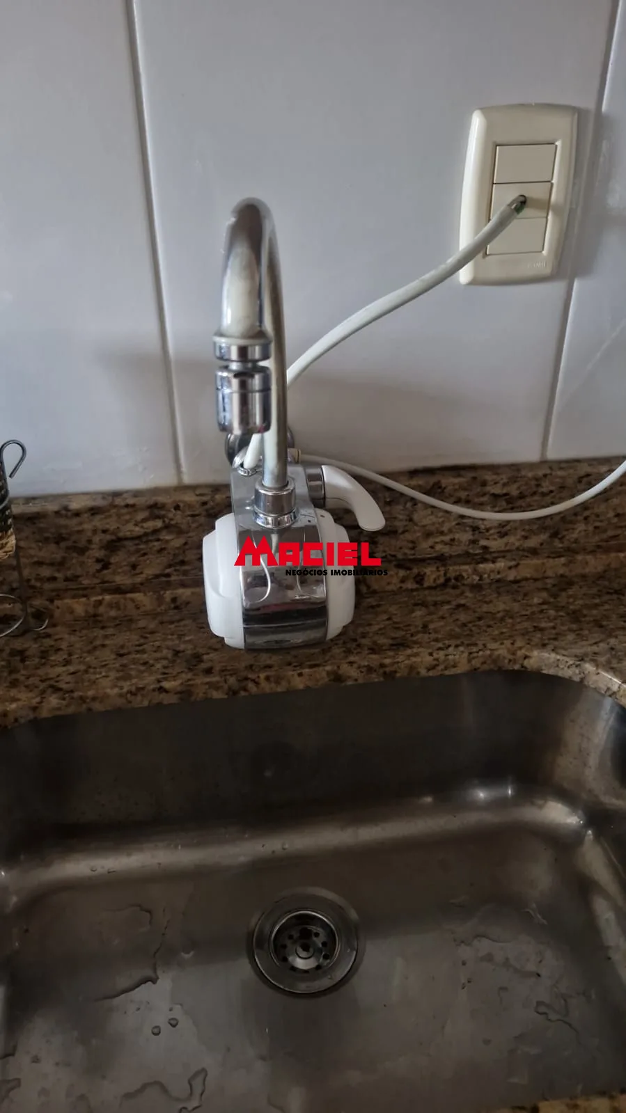 Alugar Apartamento / Padr&atilde;o em S&atilde;o Jos&eacute; dos Campos R$ 2.800,00 - Foto 4