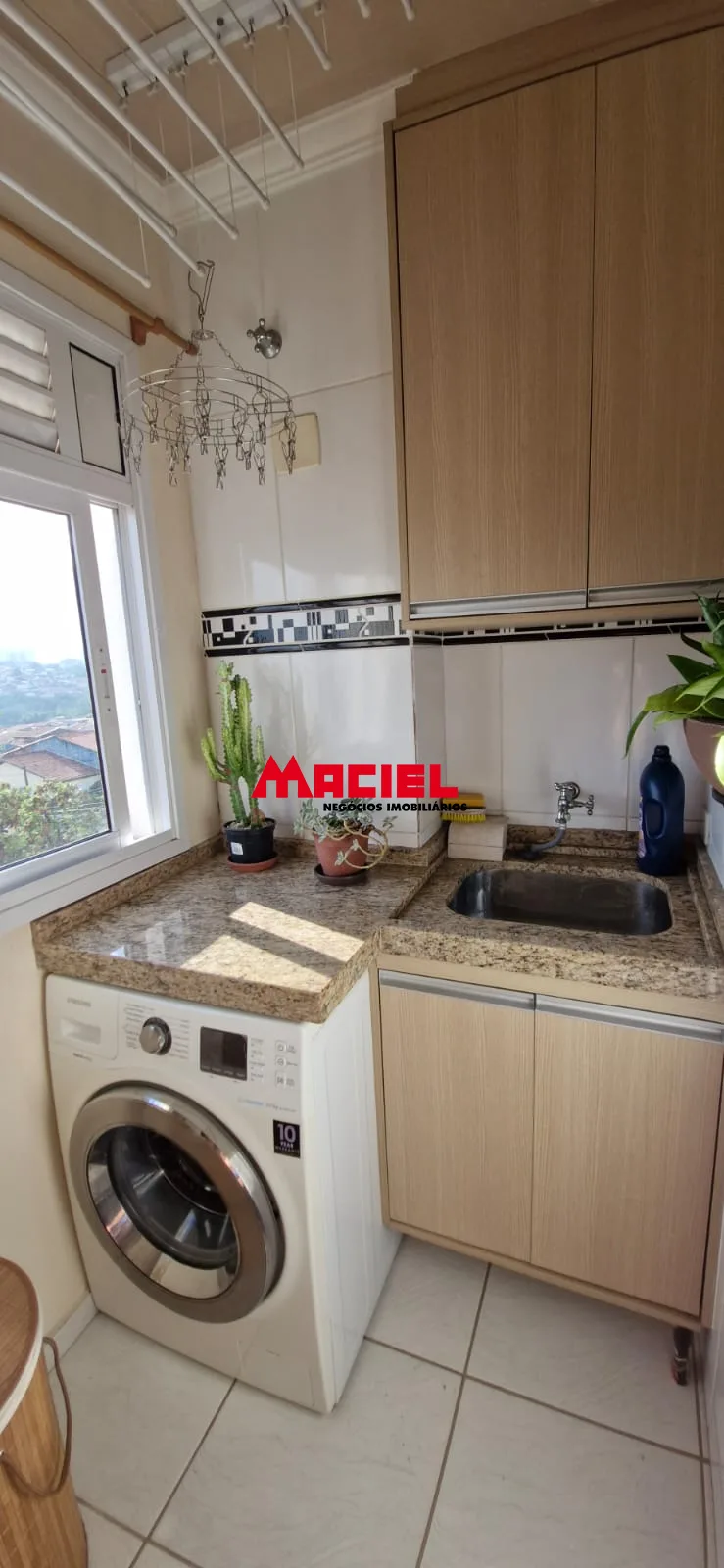 Alugar Apartamento / Padr&atilde;o em S&atilde;o Jos&eacute; dos Campos R$ 2.800,00 - Foto 9