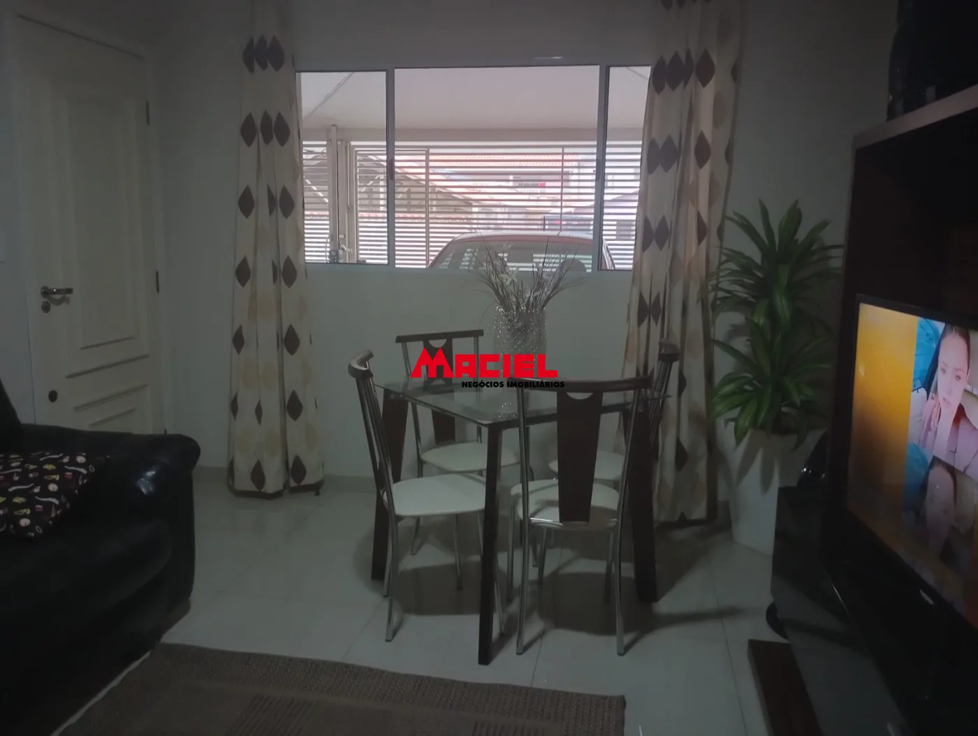 Comprar Casa / Padr&atilde;o em S&atilde;o Jos&eacute; dos Campos R$ 580.000,00 - Foto 4