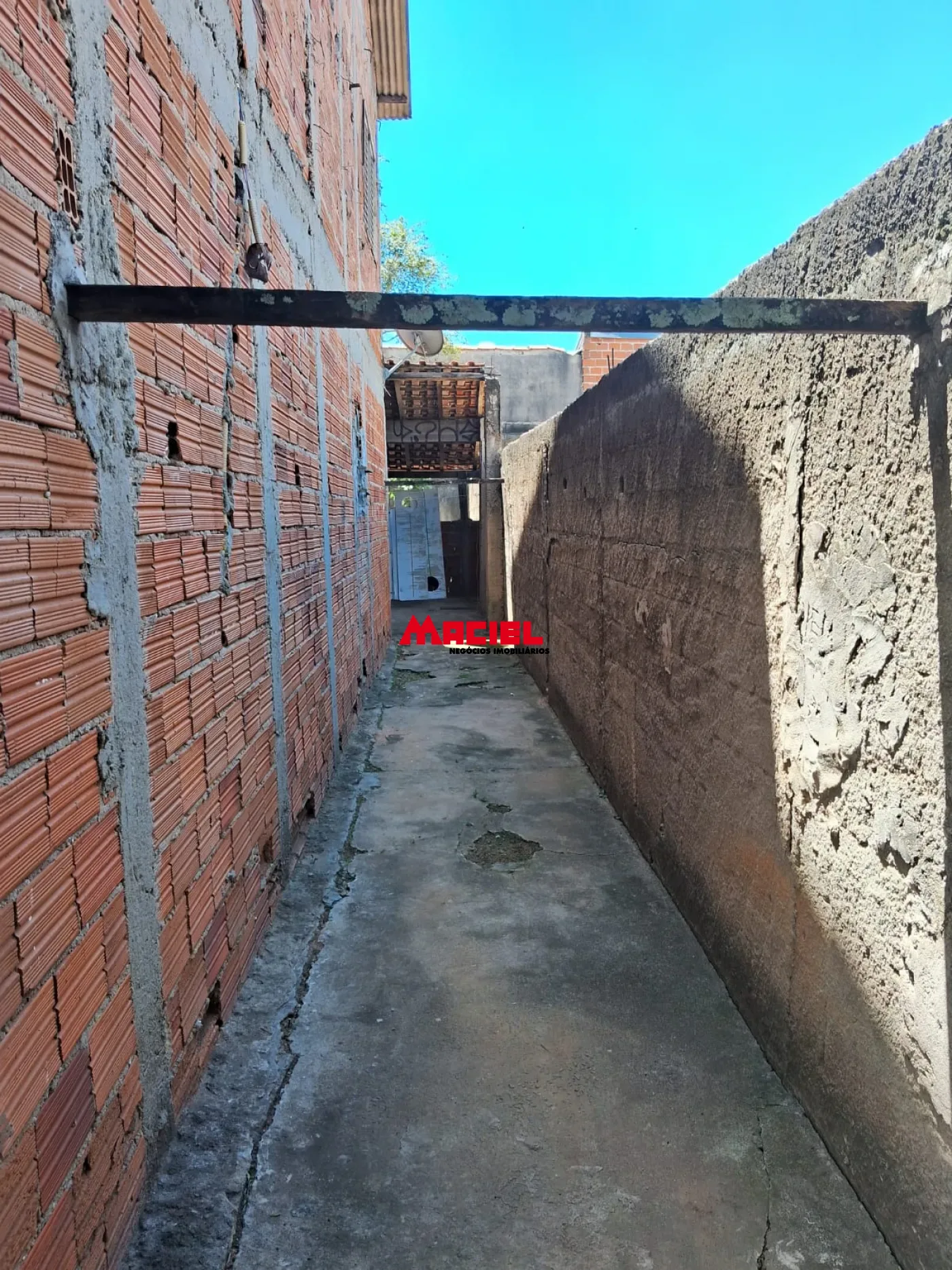 Alugar Casa / Sobrado em S&atilde;o Jos&eacute; dos Campos R$ 1.400,00 - Foto 11