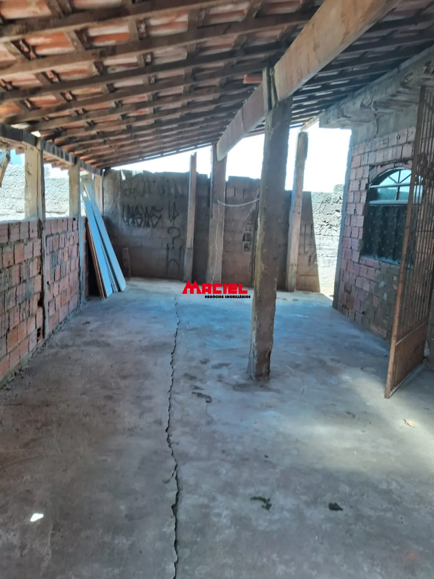 Alugar Casa / Sobrado em S&atilde;o Jos&eacute; dos Campos R$ 1.400,00 - Foto 12