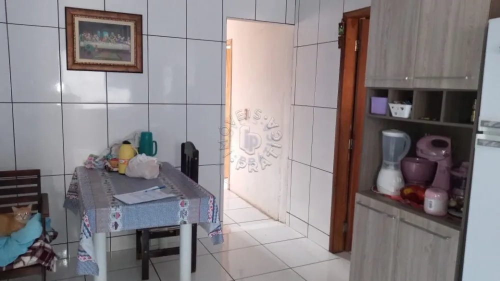 Comprar Casa / Padr&atilde;o em Castro R$ 220.000,00 - Foto 9