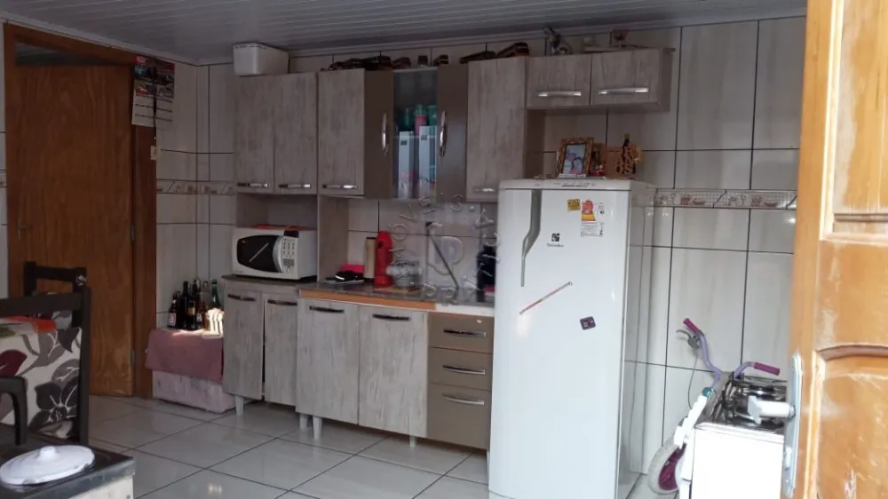 Comprar Casa / Padr&atilde;o em Castro R$ 220.000,00 - Foto 10