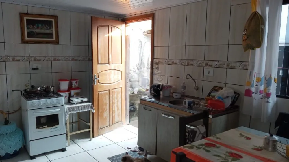 Comprar Casa / Padr&atilde;o em Castro R$ 220.000,00 - Foto 12