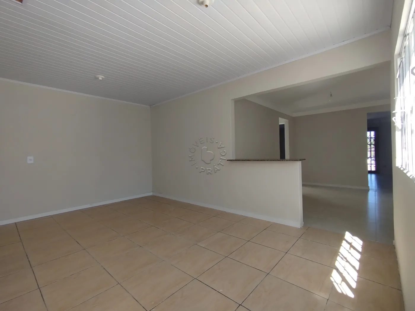 Alugar Casa / Padr&atilde;o em Castro R$ 1.500,00 - Foto 8