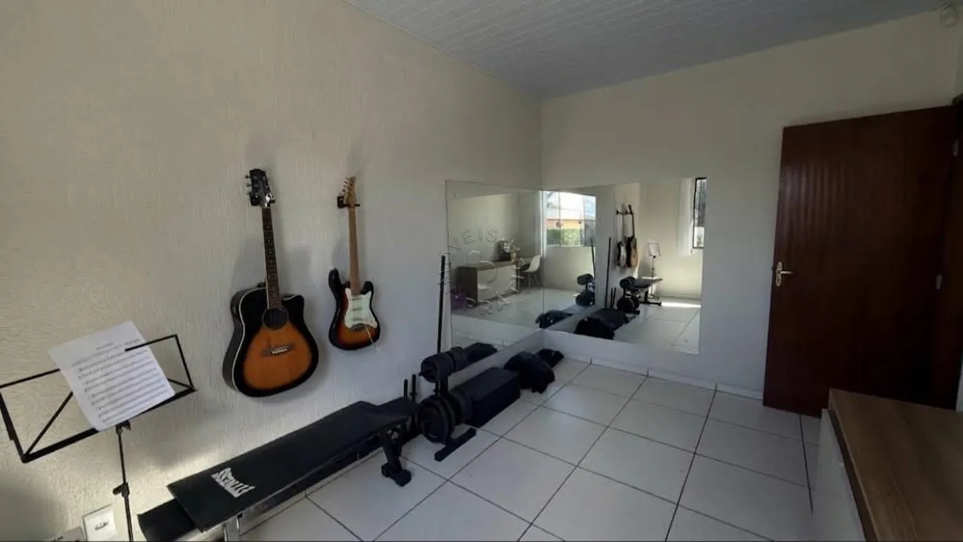 Comprar Casa / Padr&atilde;o em Castro R$ 335.000,00 - Foto 13