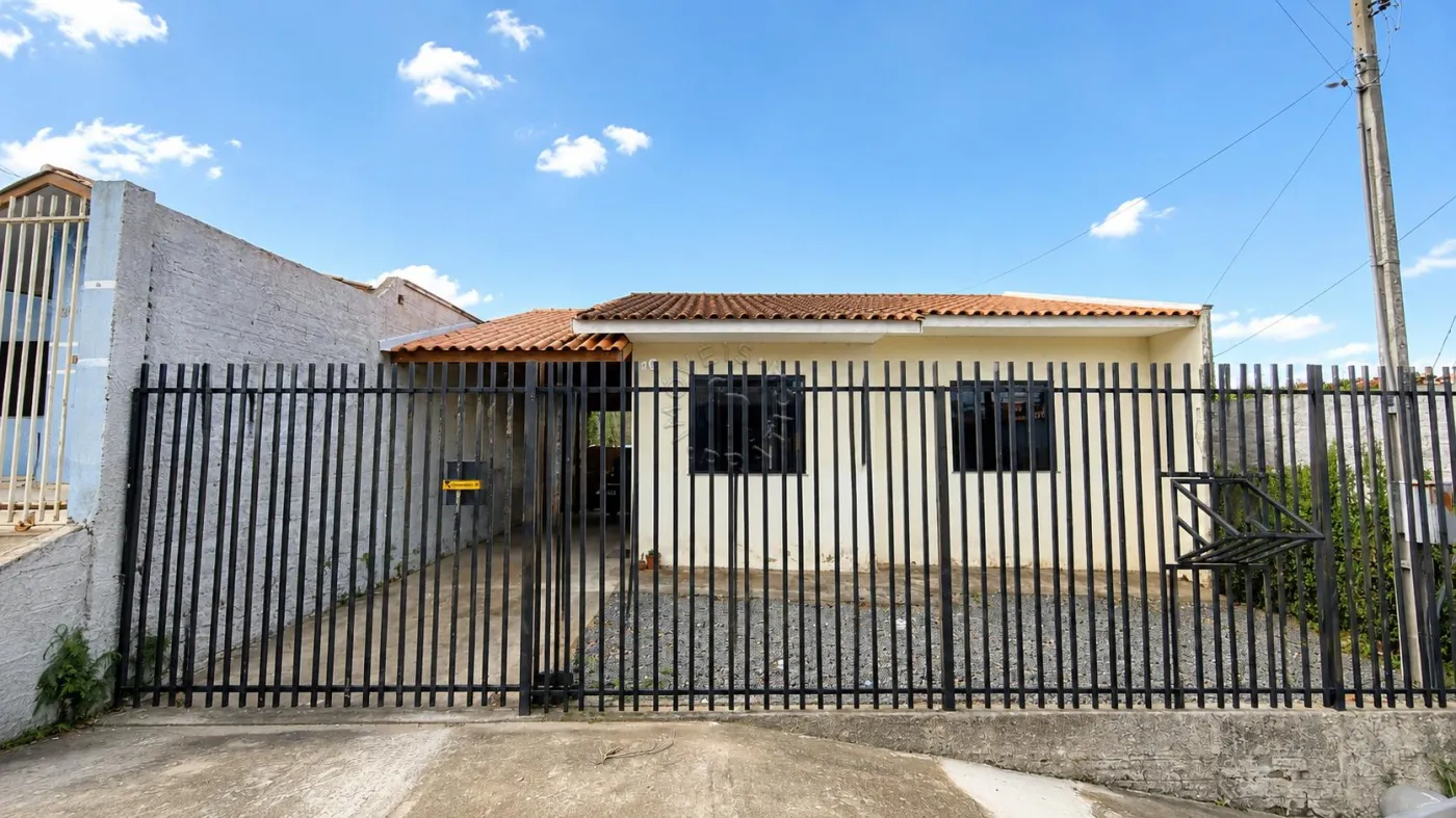 Comprar Casa / Padr&atilde;o em Castro R$ 335.000,00 - Foto 1