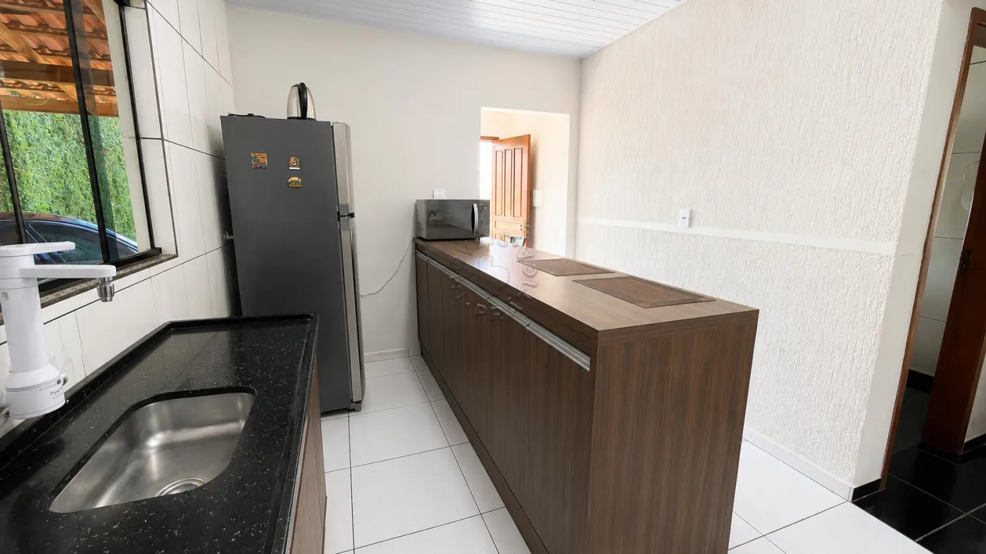 Comprar Casa / Padr&atilde;o em Castro R$ 335.000,00 - Foto 9