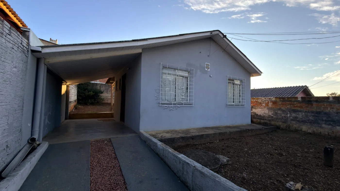Comprar Casa / Padr&atilde;o em Castro R$ 240.000,00 - Foto 3
