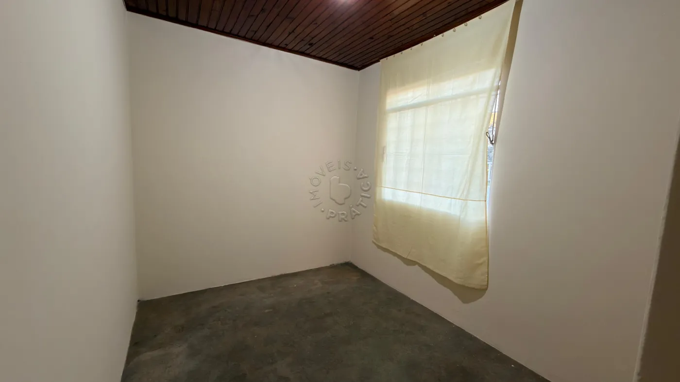 Comprar Casa / Padr&atilde;o em Castro R$ 240.000,00 - Foto 6
