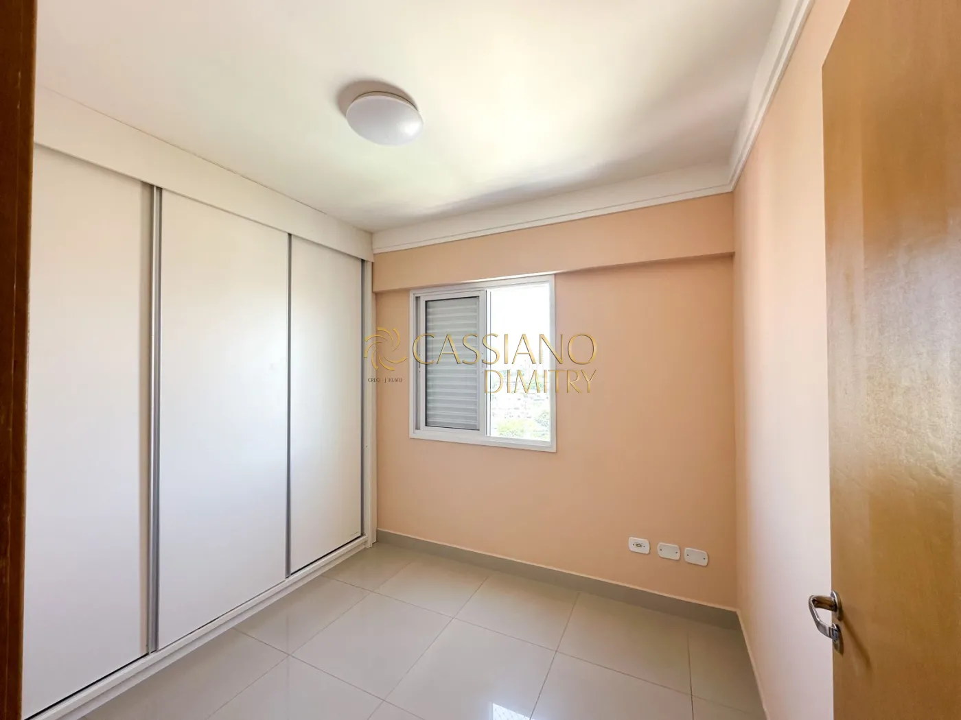 Alugar Apartamento / Padr&atilde;o em S&atilde;o Jos&eacute; dos Campos R$ 2.800,00 - Foto 12