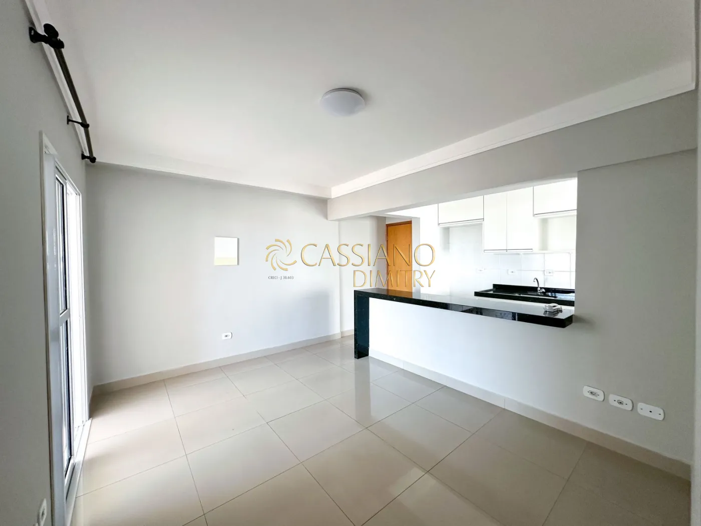 Alugar Apartamento / Padr&atilde;o em S&atilde;o Jos&eacute; dos Campos R$ 2.800,00 - Foto 4