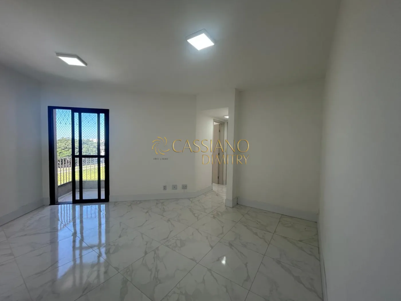 Alugar Apartamento / Padr&atilde;o em S&atilde;o Jos&eacute; dos Campos R$ 2.700,00 - Foto 4
