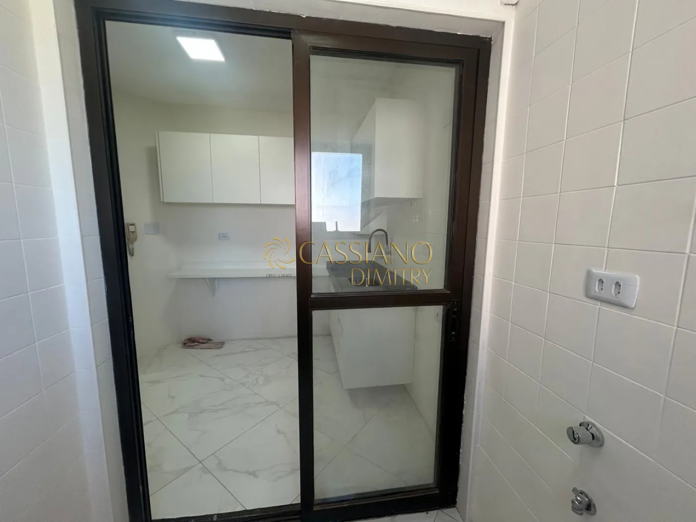Alugar Apartamento / Padr&atilde;o em S&atilde;o Jos&eacute; dos Campos R$ 2.700,00 - Foto 9
