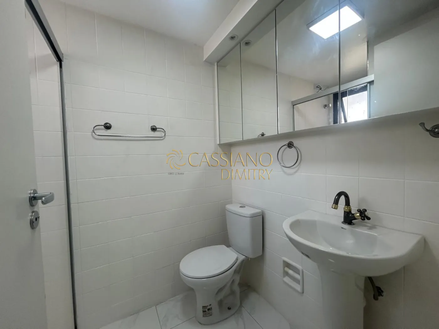 Alugar Apartamento / Padr&atilde;o em S&atilde;o Jos&eacute; dos Campos R$ 2.700,00 - Foto 12