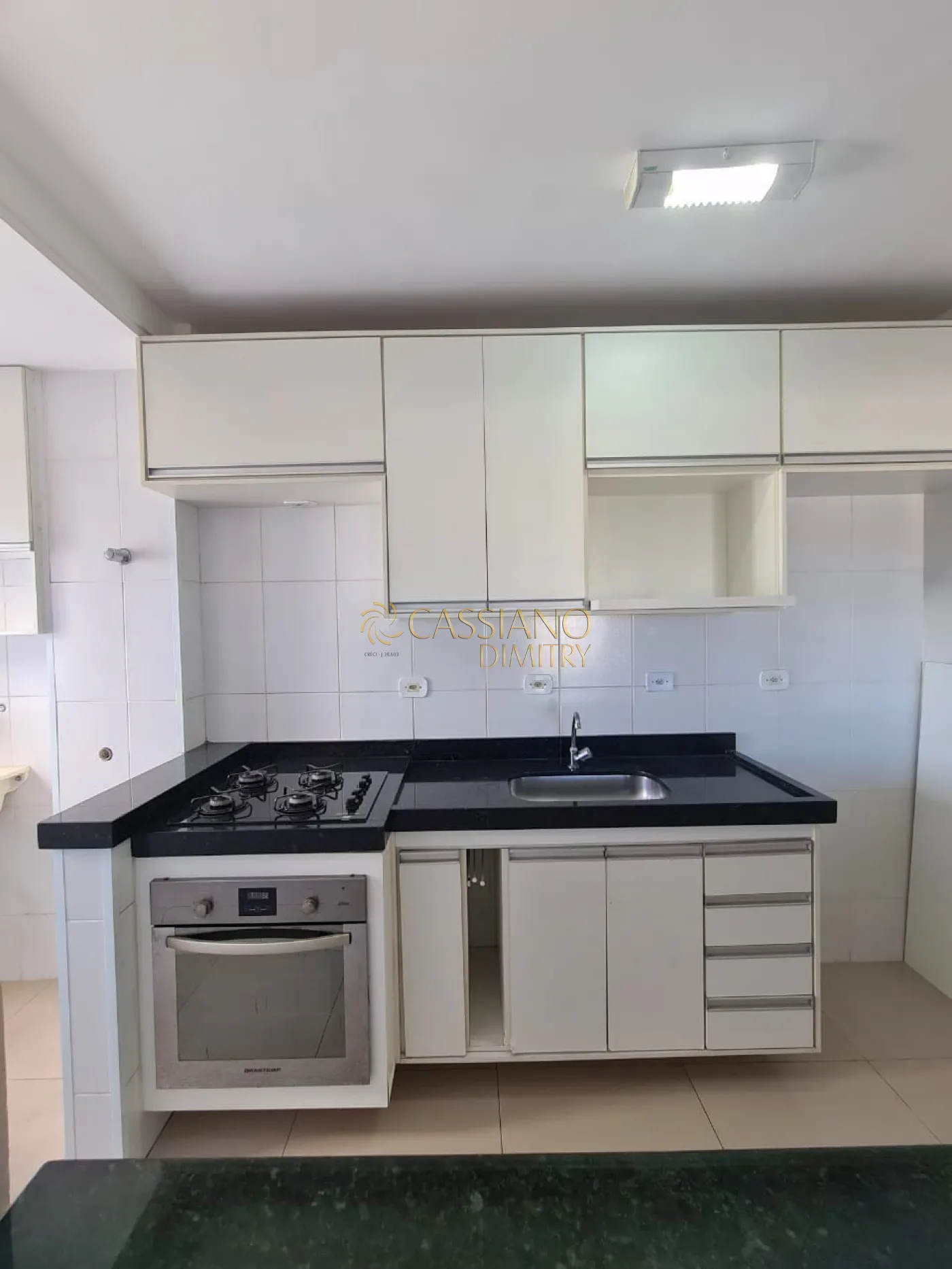 Alugar Apartamento / Padr&atilde;o em S&atilde;o Jos&eacute; dos Campos R$ 3.200,00 - Foto 1