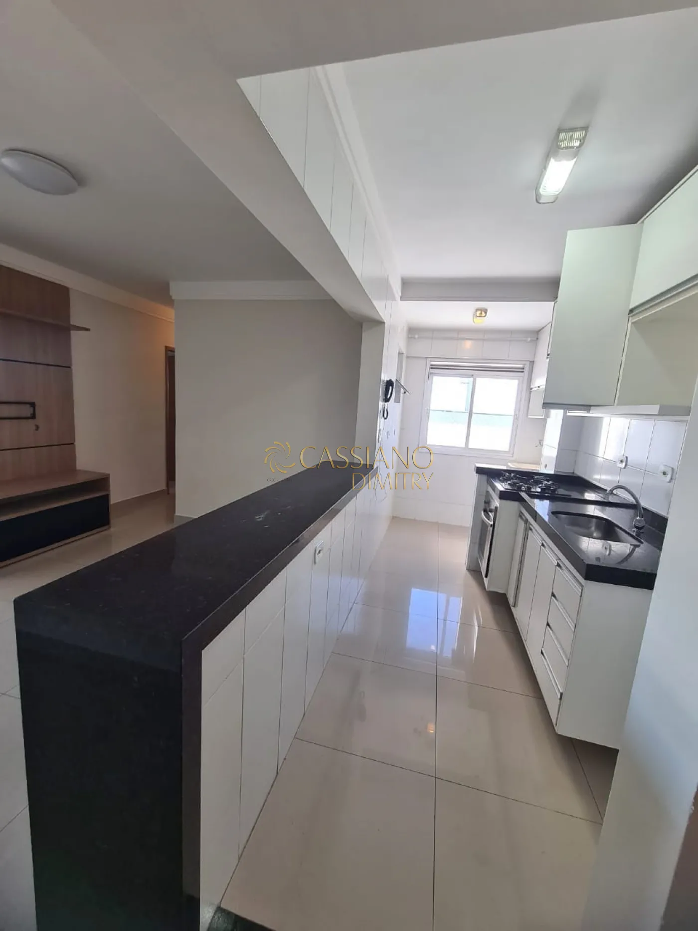 Alugar Apartamento / Padr&atilde;o em S&atilde;o Jos&eacute; dos Campos R$ 3.200,00 - Foto 3
