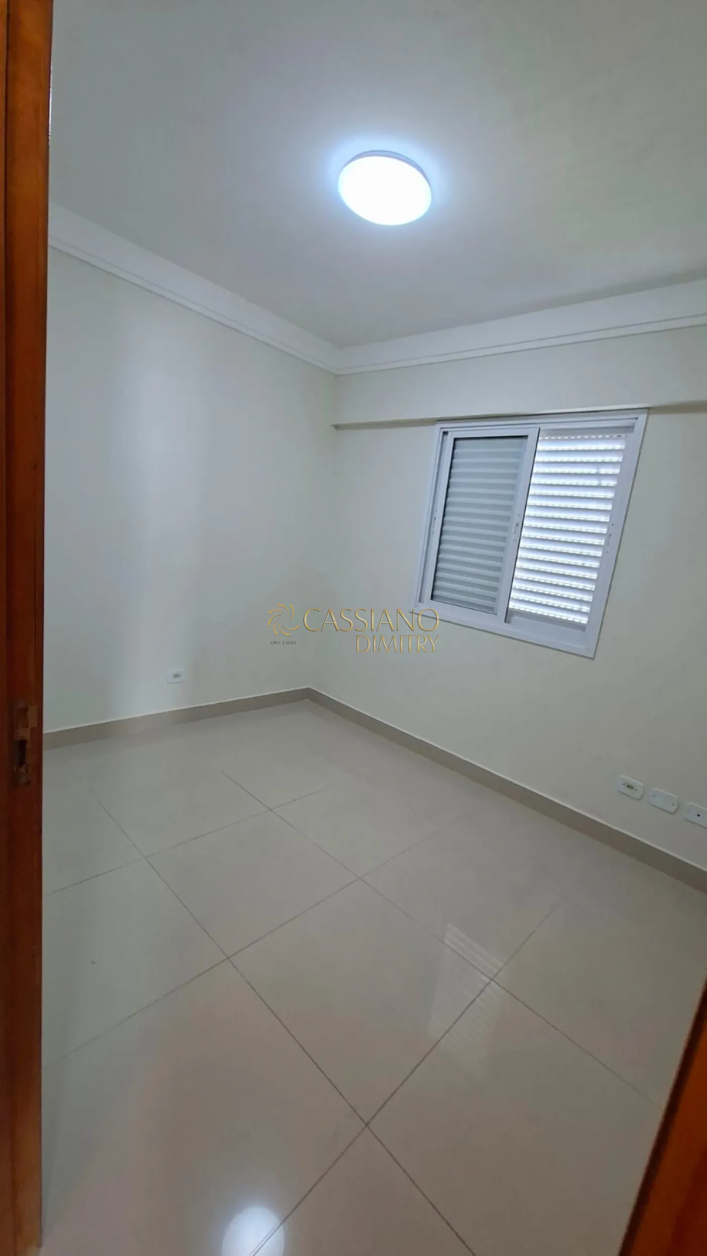 Alugar Apartamento / Padr&atilde;o em S&atilde;o Jos&eacute; dos Campos R$ 3.200,00 - Foto 16