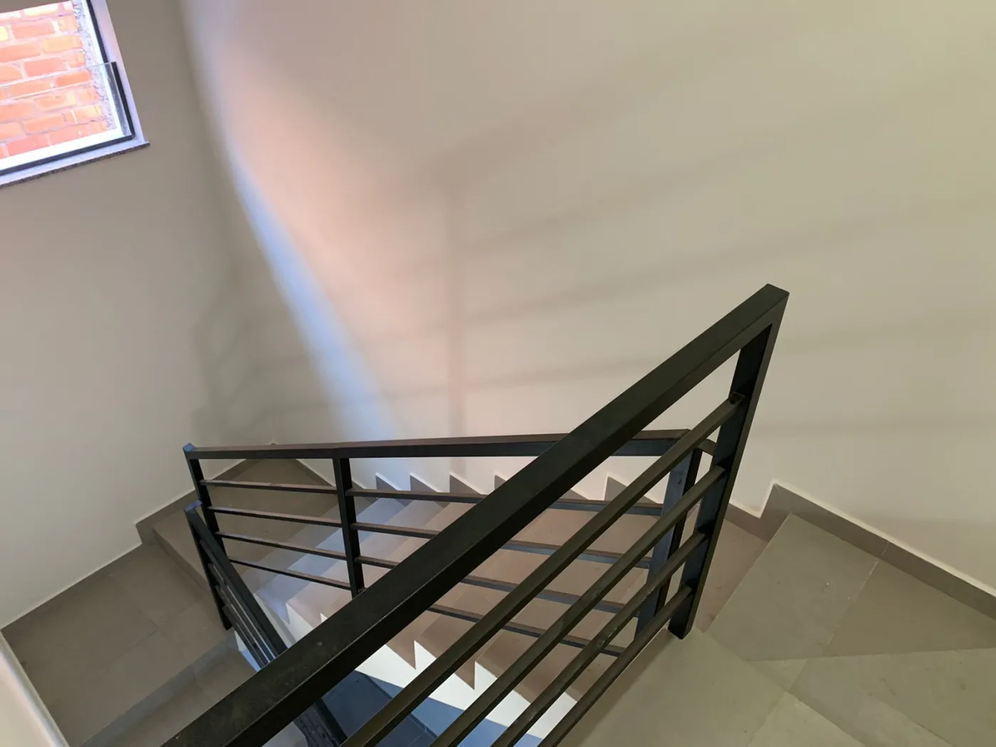 Alugar Apartamento / Padr&atilde;o em Botucatu R$ 2.200,00 - Foto 4