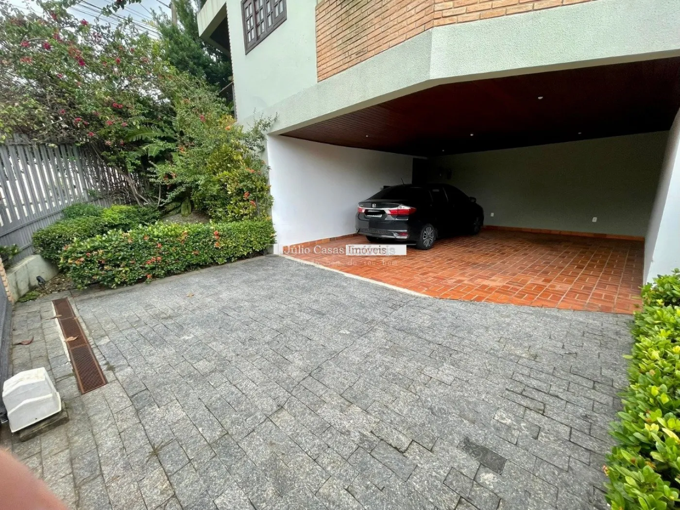 Alugar Casa / Padr&atilde;o em Sorocaba R$ 12.500,00 - Foto 3
