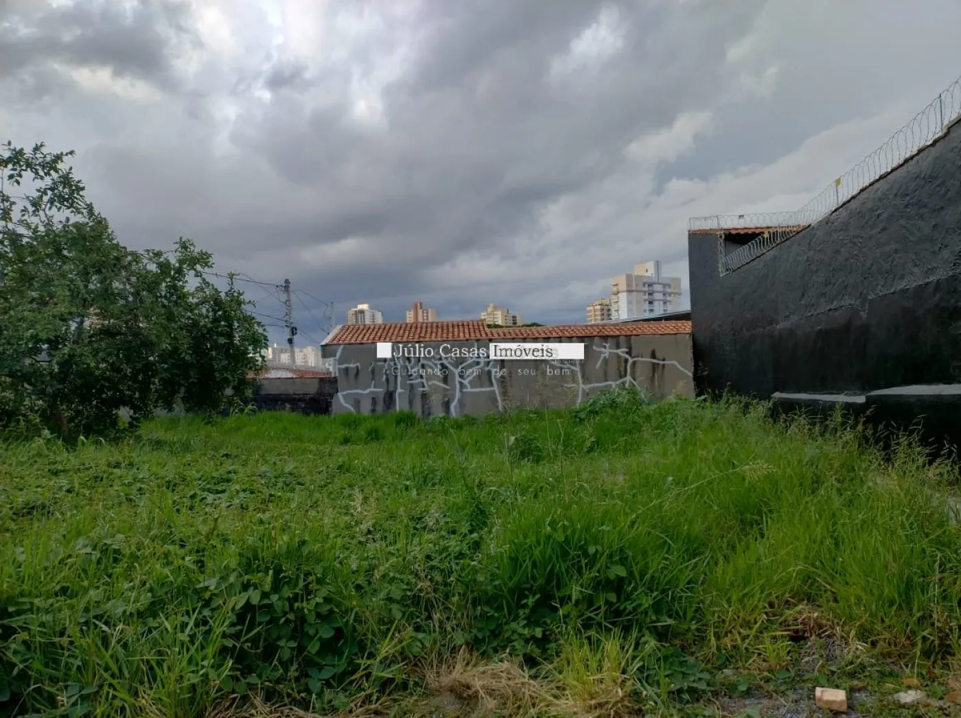 Comprar Terreno / Padr&atilde;o em Sorocaba R$ 1.550.000,00 - Foto 4