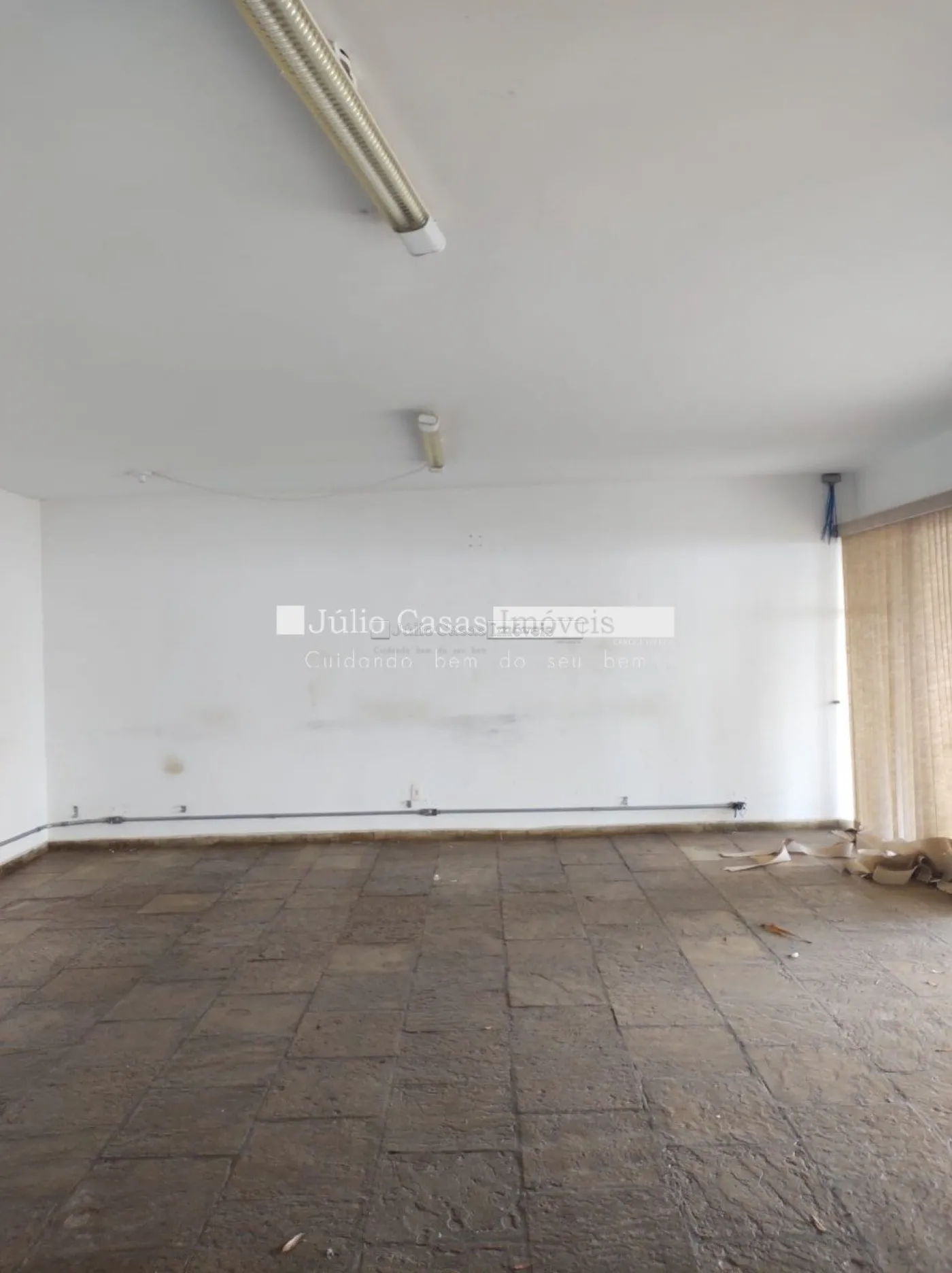 Alugar Comercial / Casa em Sorocaba R$ 18.000,00 - Foto 2