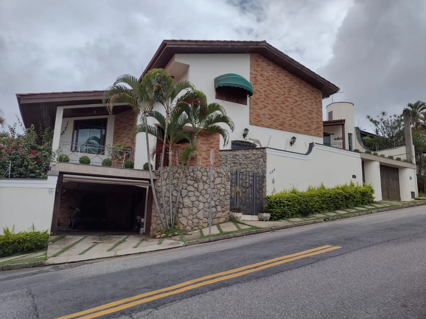 Alugar Comercial / Casa em Sorocaba R$ 7.500,00 - Foto 1