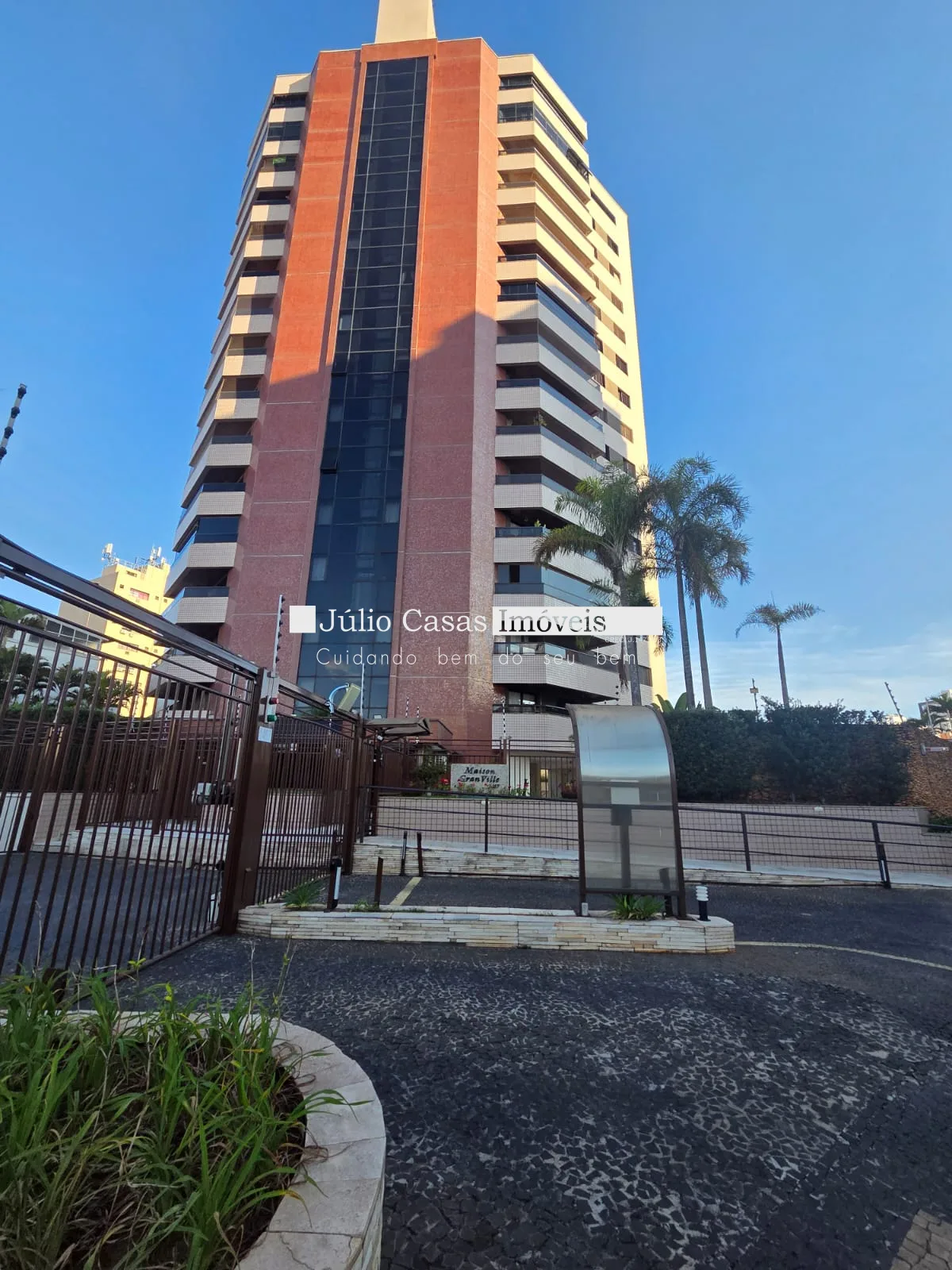 Comprar Apartamento / Padr&atilde;o em Sorocaba R$ 1.100.000,00 - Foto 1