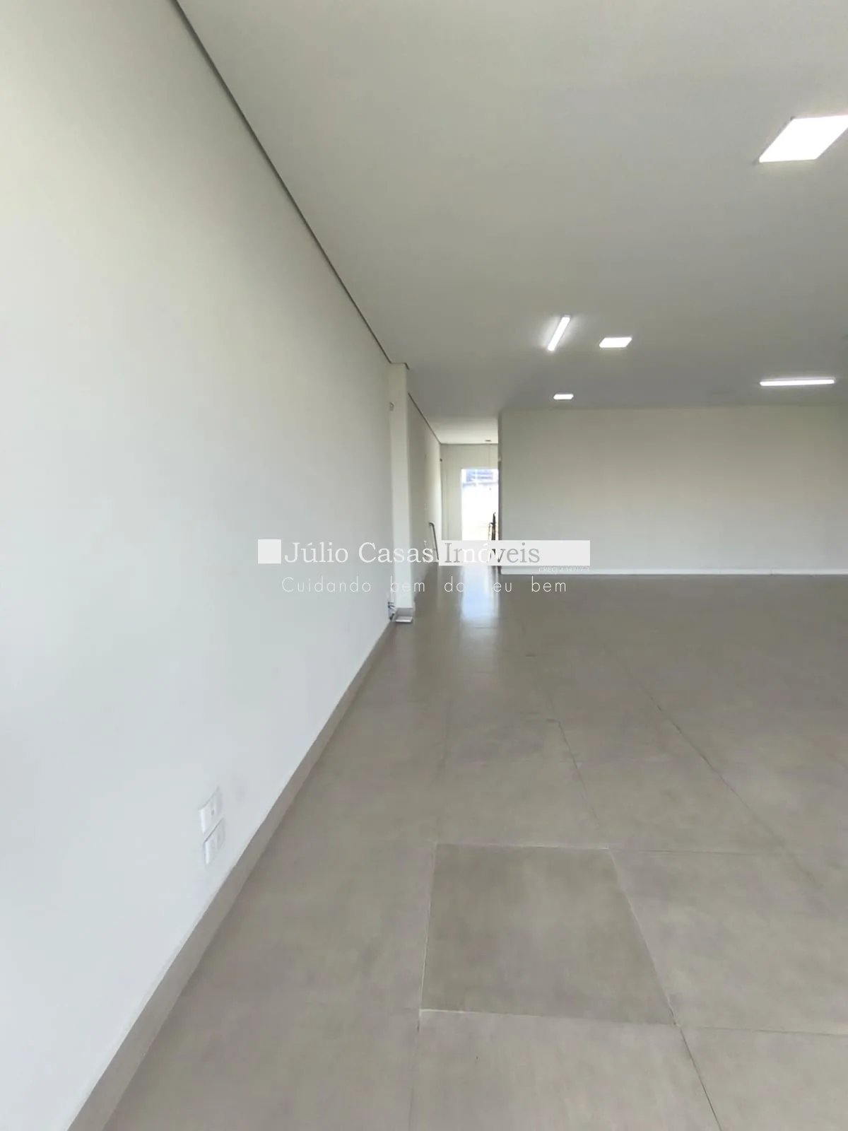 Comprar Comercial / Pr&eacute;dio em Votorantim R$ 1.700.000,00 - Foto 12