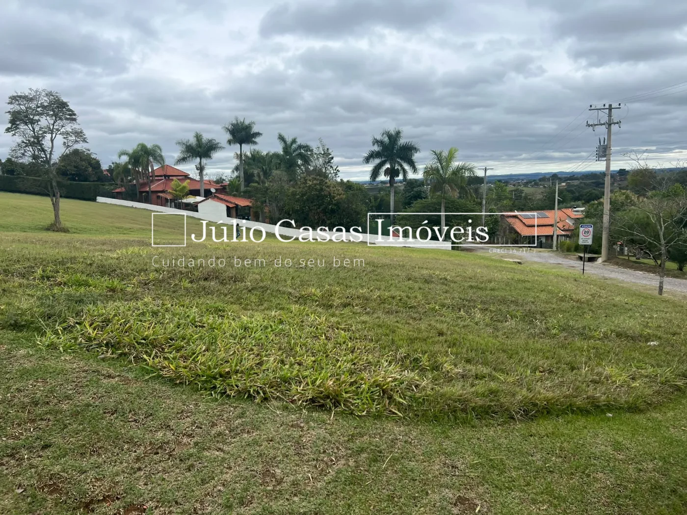 Comprar Terreno / Condom&iacute;nio em Ara&ccedil;oiaba da Serra R$ 350.000,00 - Foto 1
